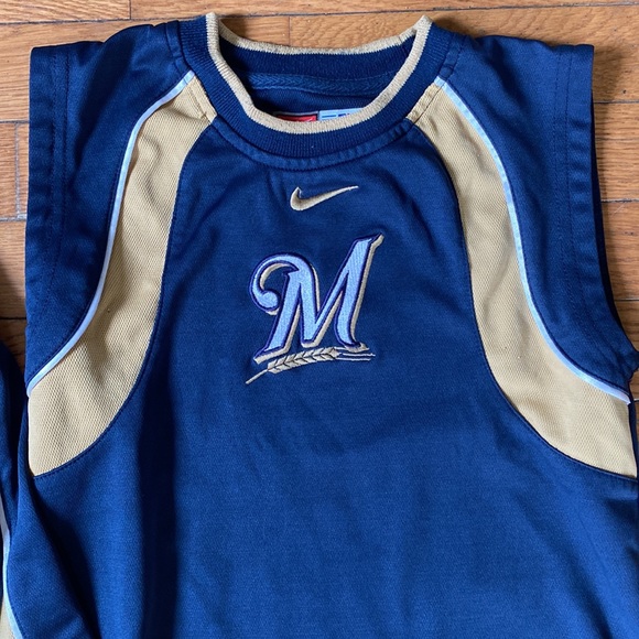 Milwaukee Brewers Nike set - Picture 3 of 5
